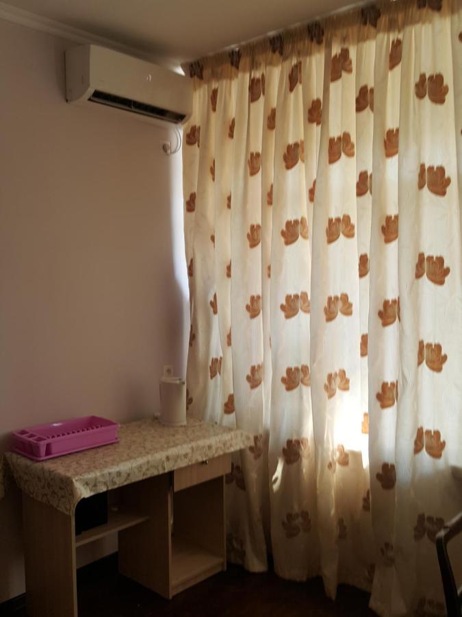 Абазинская 35 Sukhumi Exterior photo